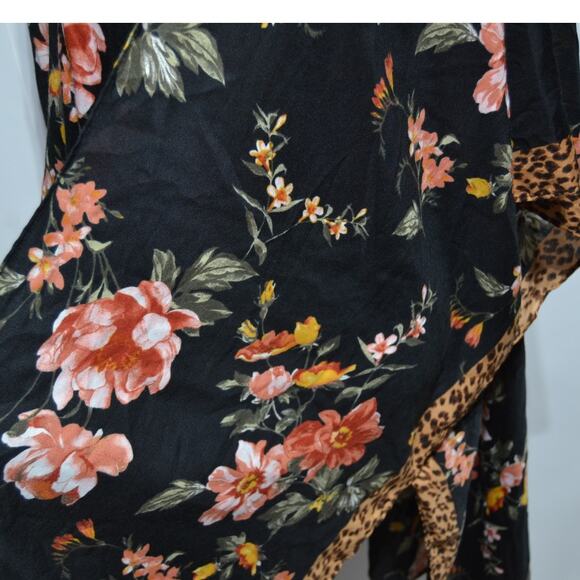 American Eagle Outfitters Black Floral Kimono One Size - Picture 5 of 9